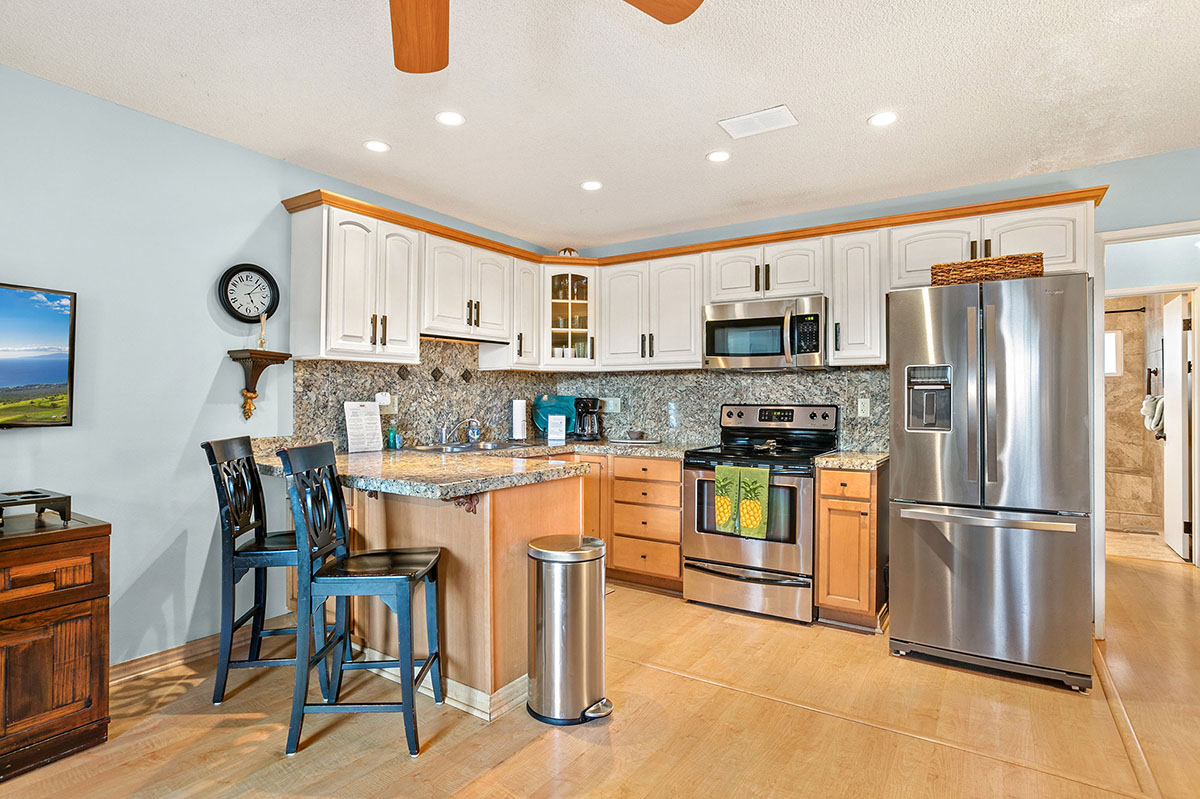 Happy New Year from Kihei Kai!