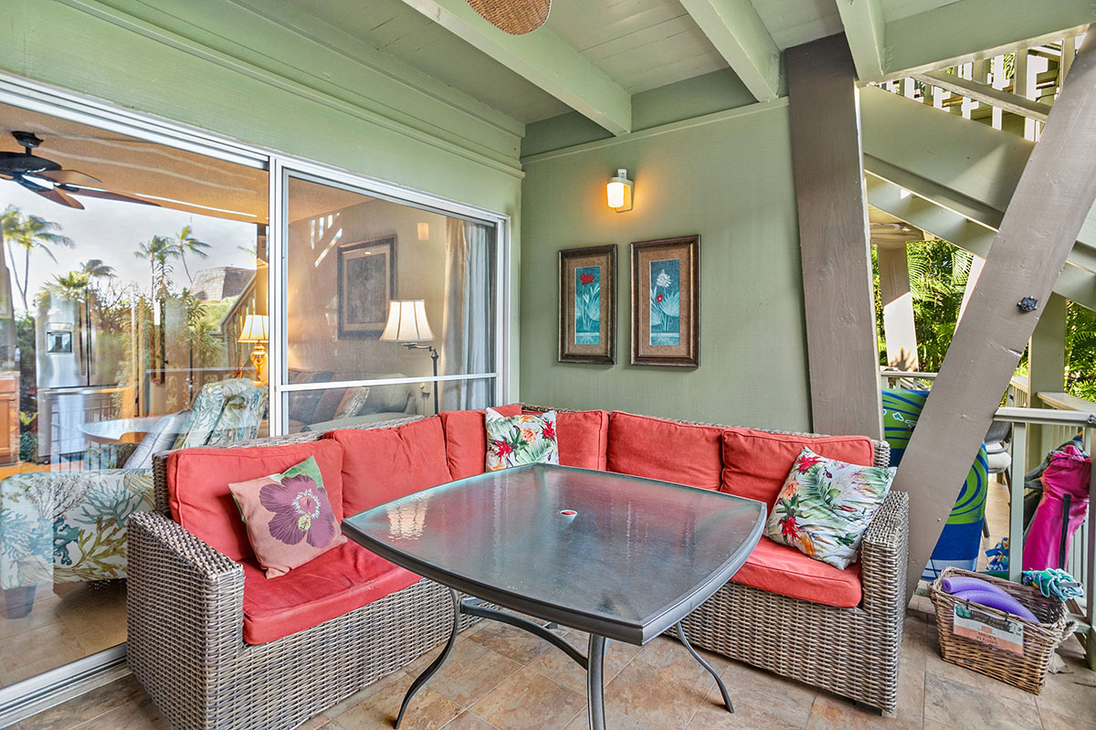 Happy New Year from Kihei Kai!